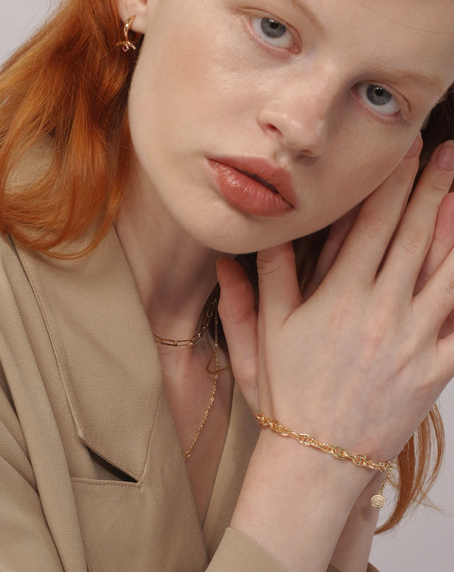 Golden Round Japanese Word Bracelet